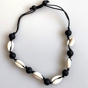 NEW SEASHELL COWRIE ESSENTIAL OIL DIFFUSER BRACELET